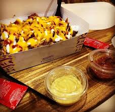 قـريـبـا فـي الـمـديـنـة Twitterissa شطة احدث مطاعم الشاورما على الفحم وبطريقة مبتكرة أصناف مميزة شاورما كريب شطة فرايز الموقع المدينة المنورة طريق الأمير مقرن بعد مدارس الاوس Https T Co Vor0ti7fpj