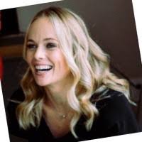 Dawn Murrin's Instagram, Twitter & Facebook