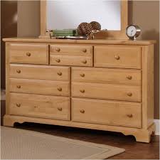 Farmhouse bedroom furniture is a sturdy and stylish addition that will enhance your master suite or guest room for years to come. Bb66 002 Vaughan Bassett Furniture Farmhouse Washed Pine