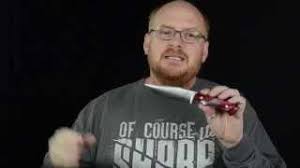 Derrick Bohn Introduces Zoe Crist