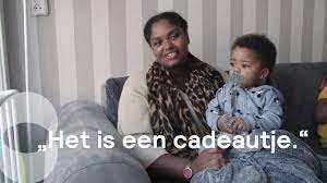 Een huis vol een huis vol 2021 ronald roos. Gezinsuitbreiding In Huize Baumgard Een Huis Vol In Quarantaine Youtube