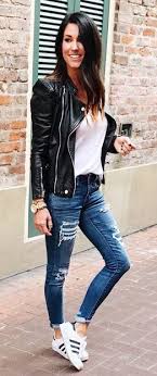 Black Blazer Outfits Women S Fall Outfits Women S Black Leather Jacket And Blue Ripped Jeans Jacket Outfit Women Leather Jackets Women Jacket Outfits