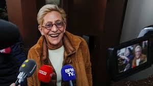 Isabelle balkany ironise sur le port de son bracelet electronique. Isabelle Et Patrick Balkany Places Sous Bracelet Electronique Elle En Sourit Le Huffpost