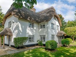 The snow white cottage in olalla, wa, is up for sale. English Countryside Cottage With Goldilocks Ties Is For Sale Curbed