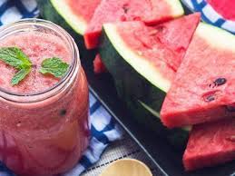 Saring hasil blender untuk mengambil ampas semangka yang ada. Very Good Recipes Of Jus 2