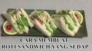 The term sardine was first used in english during the early 15th century and may come from the mediterranean island of sardinia, around which sardines were once abundant. Resepi Sandwich Sardin Azlina Ina