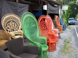 The Peacock Chair Revival In Bali Indonesia Retro Decor Chairs Retrohomedecoratingchairs Bali Furniture Balinese Decor Bali Decor