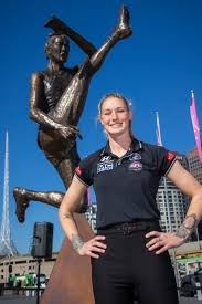By framing the statue as being about harris 'being trolled', blight has cast harris as a victim who is main image: Aflw Ready For Longer Season Vescio