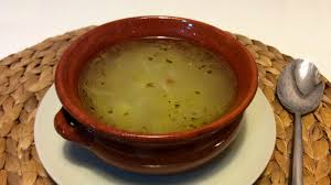 Es importante que el fuego esté bajo. Receta De Sopa De Cebolla Casera Destino Castilla Y Leon