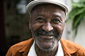 Super Guia do final de semana tem festival Glastonbury, Coldplay e mais