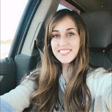 Is it safe to keep drakes around hens?