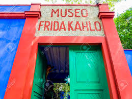 This frida portrait depicts the strength and determination of one of the most groundbreaking artists in history, who pushed through traumatic experiences to emerge as a revolutionary artist. Eingang Des Frida Kahlo Museums Auch Bekannt Als Das Blaue Haus La Casa Azul Coyoacan Stadt Mexiko Stadt Lizenzfreie Fotos Bilder Und Stock Fotografie Image 73311412