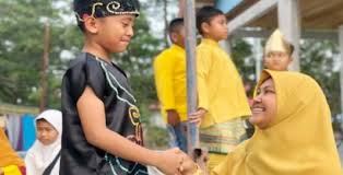 Aku adalah seorang gadis lajang. 28 Puisi Guru Ungkapan Hati Pendek Untuk Guruku Kozio Com