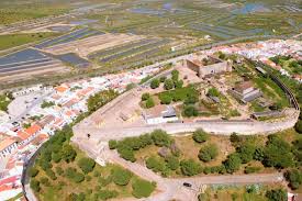 Temperatura, velocidade do vento, humidade, cota de neve, pressão, etc. My Cultural Castro Marim Tour Salt Floating Retreat