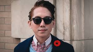 About Effortless Gent: Build Your Lean, Interchangeable Wardrobe