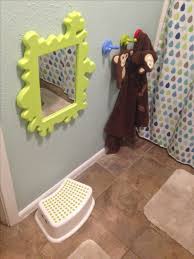 Ikea Toddler Hooks And Mirror In Bathroom Kinderzimmer Dekor Kinder Badezimmer Mannerklo