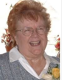 Shannon Popp's Instagram, Twitter & Facebook