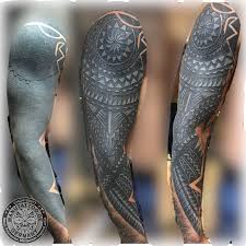 Polynesian Design Cover Up Inverse White Black Out Tattoo Schwarze Tattoos Cover Up Schwarze Tattoos Armeltatowierungen