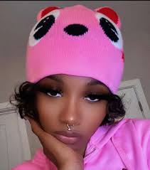 I painted this last year but it matches @doechii cover art for Anxiety so  well! Enjoy❤️#artforsale #doechii #artist #painting