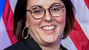 Head of SC school librarian association resigns