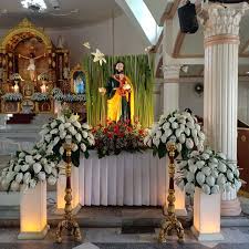 Maybe you would like to learn more about one of these? Sr San Jose De Nino Jesus De Hinundayan Church Flower Arrangements Flower Arrangements Table Decorations