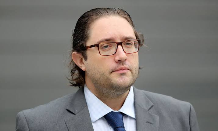 Top UK lawyer is ousted from his own firm after 'spending litigation cash  on jets and parties'