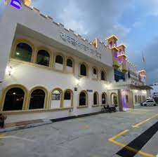 Jadual waktu solat johor bahru waktu solat adalah peruntukan tempoh atau selang masa tertentu bagi masyarakat muslim menjalani syariat solat sama ada fardhu ataupun sunat. Gurdwara Sahib Johor Bahru Home Facebook