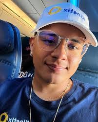 Victor Erazo's Instagram, Twitter & Facebook