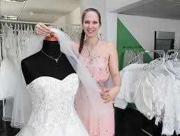 Maybe you would like to learn more about one of these? Wie Lauft Der Brautkleid Kauf In Zeiten Der Corona Pandemie Rhein Pfalz Kreis Die Rheinpfalz