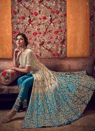 Sebab, beberapa tahun belakangan demam india seakan meroket di indonesia. 370 Ide Baju India India Model Pakaian Pakaian India