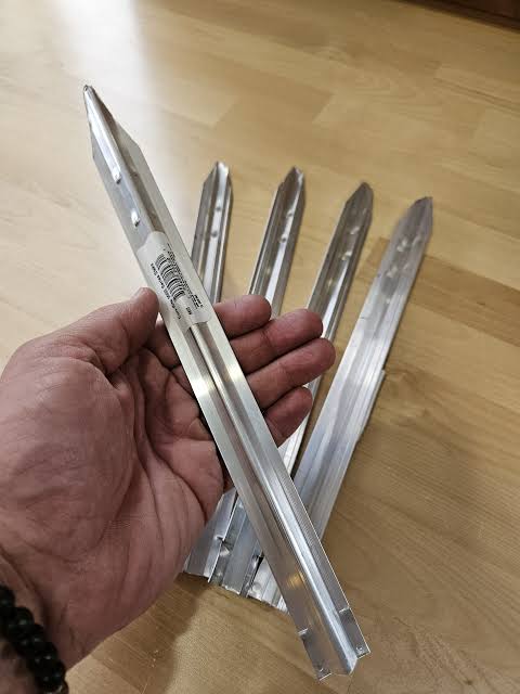 Aluminum Landscape Extra Stakes | Birch Tree Bark & Stone