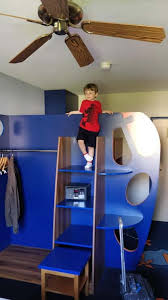 The room was clean, spacious and had comfortable beds. Explorers Hotel At Disneyland Paris Pack More Into Life