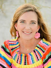 Alison Britt's Instagram, Twitter & Facebook