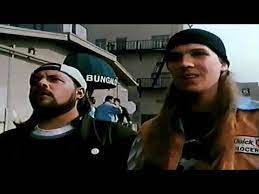 Die nachricht, die ihnen ihr alter kumpel holden mcneil (ben affleck) überbringt. Jay Und Silent Bob Schlagen Zuruck Trailer Deutsch Youtube