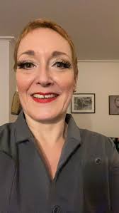 Vil du også have et sjov, anderledes og fællesskabende indslag til din  fest? , ⭐️ Dans med Christina Mai ⭐️, Burlesque, disco, linedance og meget  mere…, Booking: , DM, Christinamai.dk, ...