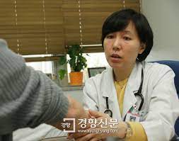 최종학력(미) ohio state university 경제학. ì—¬ì˜ì—´ì „ 33 ê¹€í˜„ì•„ í•œë¦¼ëŒ€ ì„±ì‹¬ë³'ì› êµìˆ˜ ê²½í–¥ì‹ ë¬¸