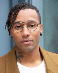 The Latest Eyewear Trends What Are The Most Popular Fashion Frames Of 2021 Eyewear Trends Fashion Frames Eyewear