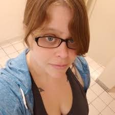 Shannon Nickles's Instagram, Twitter & Facebook