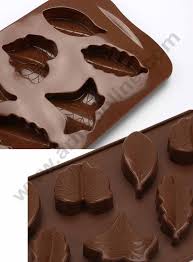 Molded chocolates make a nice dessert as well as a great gift for holidays, birthdays, and other special occasions. Cake Decor 8 Cavity Leaves Silicone Chocolate Mould Arifeonline Arife Lamoulde Online Store