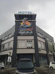 It came with twin beds in a 28.4 m² room with the 32. Dolphin Hotel Klang Updated 2021 Prices