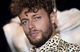 Thats exactly what ludovico tersigni does in the new series, summertime. Ufficiale Ludovico Tersigni E Il Nuovo Volto Di X Factor