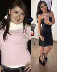 Papá Noel decorando