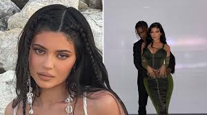 11 hours ago · (cnn) kylie jenner confirmed that she is having her second child with rapper travis scott on tuesday, following speculation that she is pregnant. Is Kylie Jenner Pregnant Six Theories About Baby No 2 With Travis Scott Capital Xtra