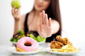 Inspirasi menu diet sehat yang bisa kamu ikuti selama seminggu, mulai dari sarapan, makan siang dan makan malam. Diet Kalori Untuk Mengurangi Berat Badan Alodokter