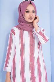 Pazarium Com Tr Adli Kullanicinin Tesettur Tunik Modelleri Panosundaki Pin Moda Stilleri Moda Triko