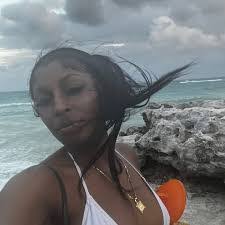 Mia Pugh's Instagram, Twitter & Facebook