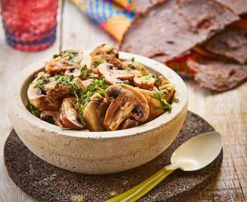 Hongos con Epazote