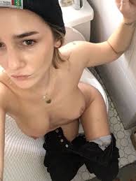 Addison Timlin nude and sex fappening photos leaked - Fappenist