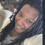 Starlyn Wallace's Instagram, Twitter & Facebook