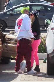 Avril lavigne plants a kiss on boyfriend mod sun after enjoying a romantic night out in los angeles. Avril Lavigne And Mod Sun Out Kissing On Valentine S Day In Malibu 02 14 2021 Hawtcelebs
